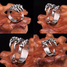 Load image into Gallery viewer, Gripping Claw Ring - Black Crown Fashion