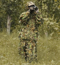 Load image into Gallery viewer, Maple Leaf Camouflage Suit - Black Crown Fashion