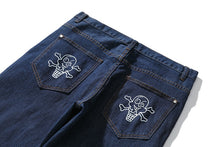 Load image into Gallery viewer, Vintage Running Dog Jeans - Black Crown Fashion